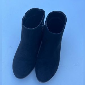 Cat and Jack black suede boots. Size 12.